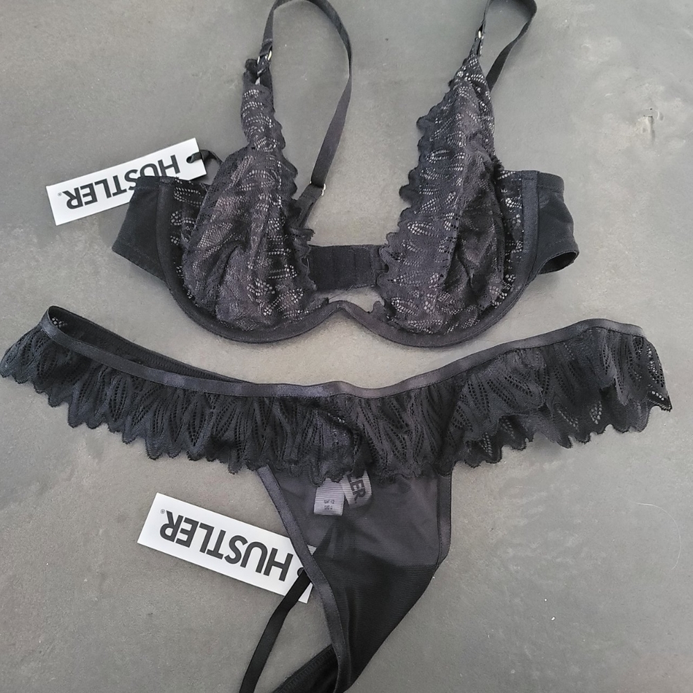 Hustler lingerie set